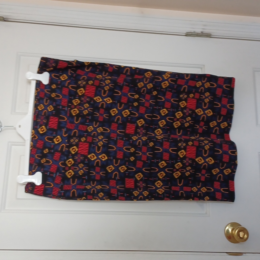 NWOT - LULAROE - CASSIE PENCIL SKIRT - 2XL - Picture 1 of 6